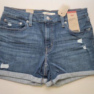 NEW - Levi's Women's Shorts Size 31